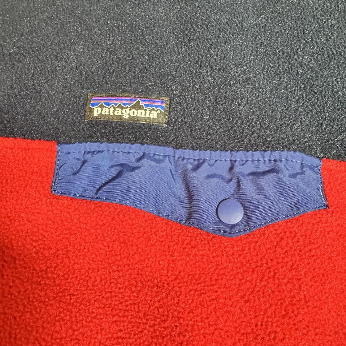 20FW 파타고니아 신칠라 스냅-티 플리스 네이비/레드 상품이미지3