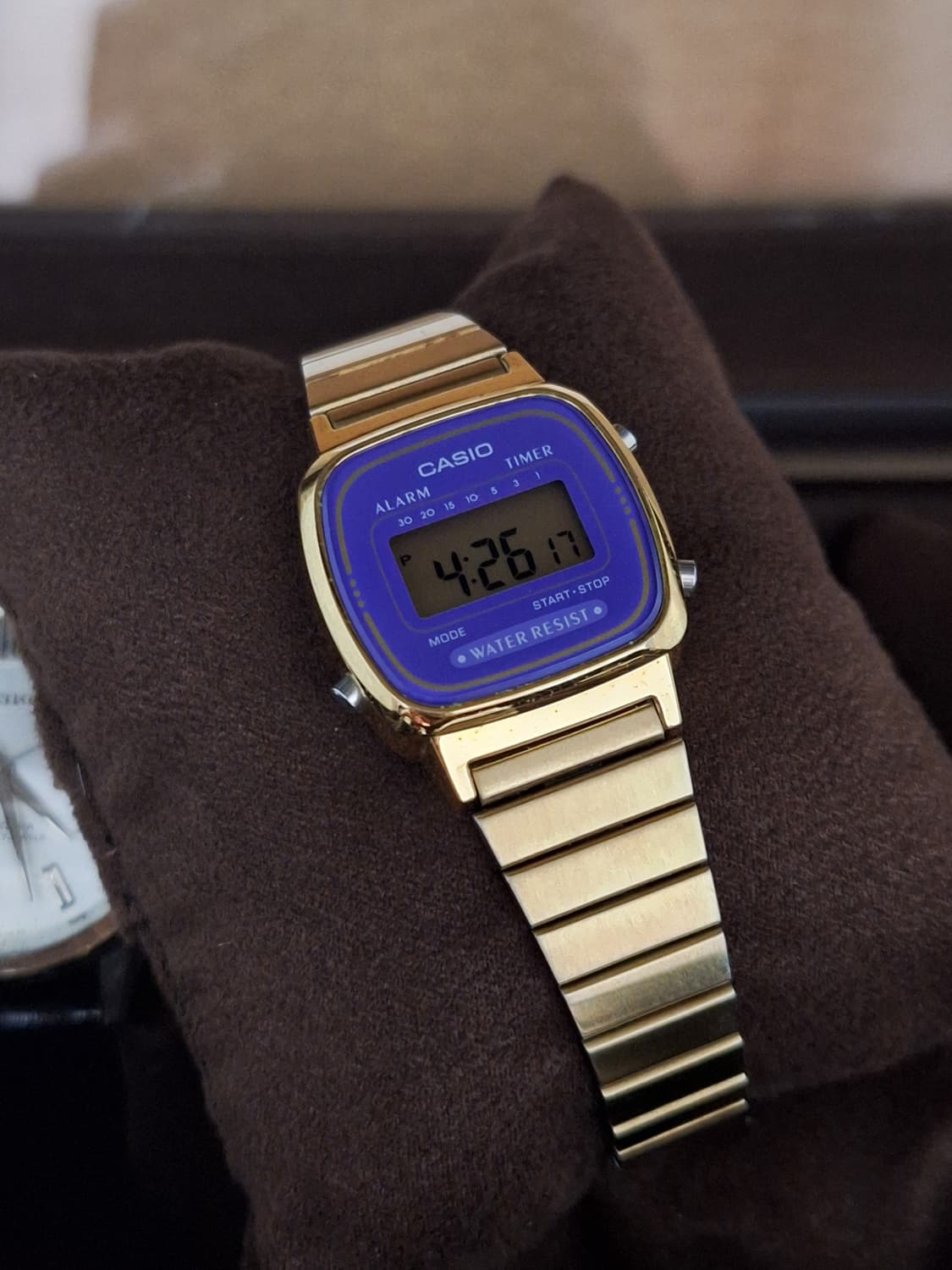 카시오 남녀 공용 골드메탈  시계판매합니다 상품이미지2