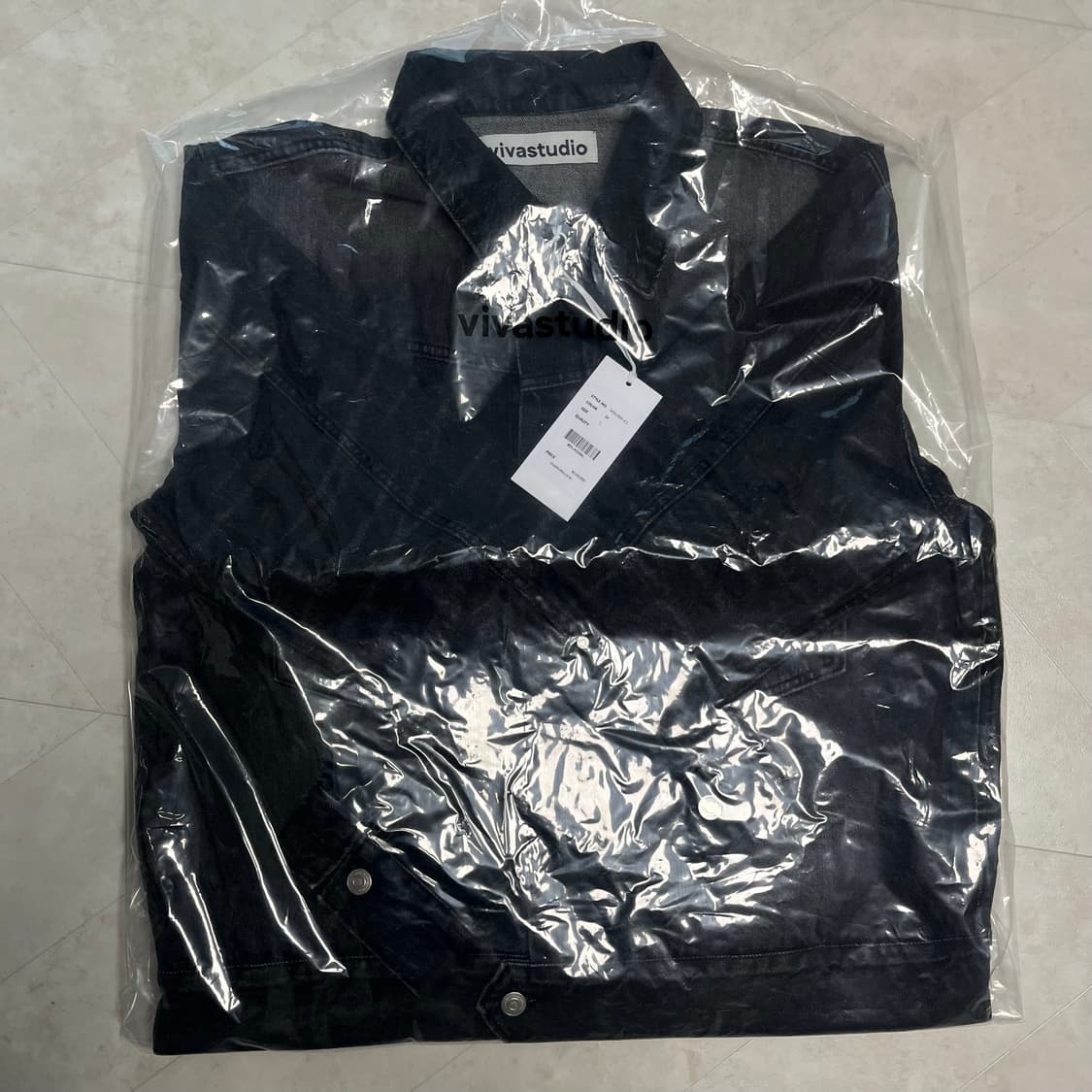 새상품(L)비바스튜디오 데님 트러커 자켓 블랙 상품이미지3