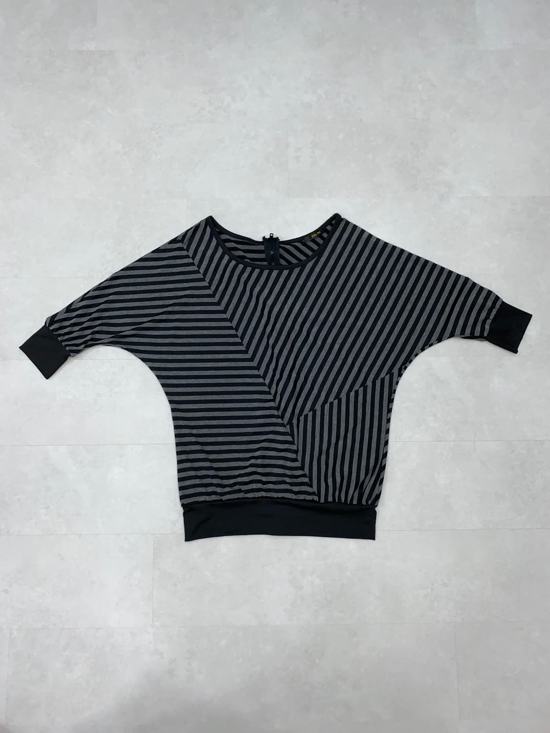 Stripe Full Zipper Dolman Top 상품이미지5