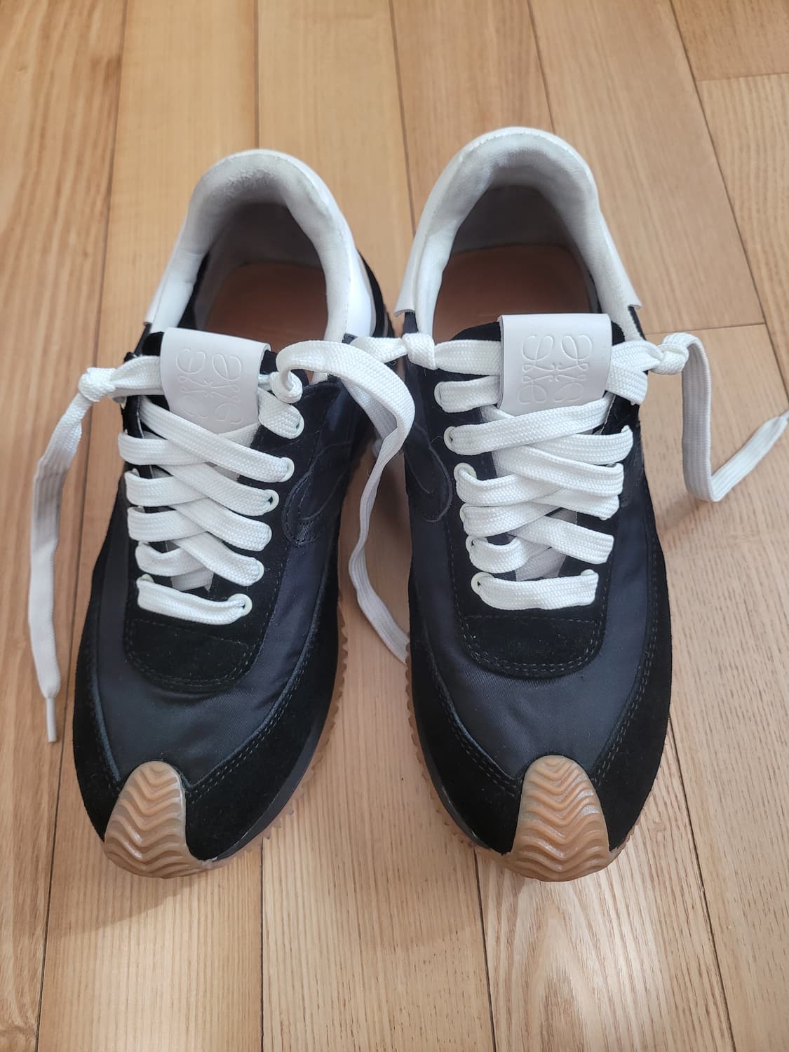 로에베 플로우 러너 스니커즈 36 상품이미지2