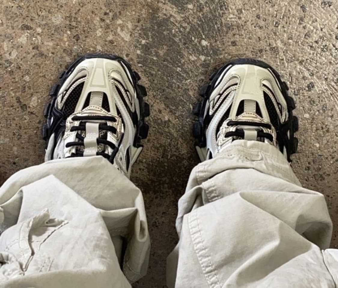 발렌시아가 트랙2 스니커즈 아이보리/블랙 (230-235mm) 상품이미지8