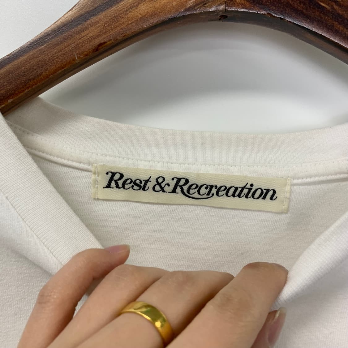 레스트앤레크레이션 화이트 롱슬리브 긴팔티 상품이미지7