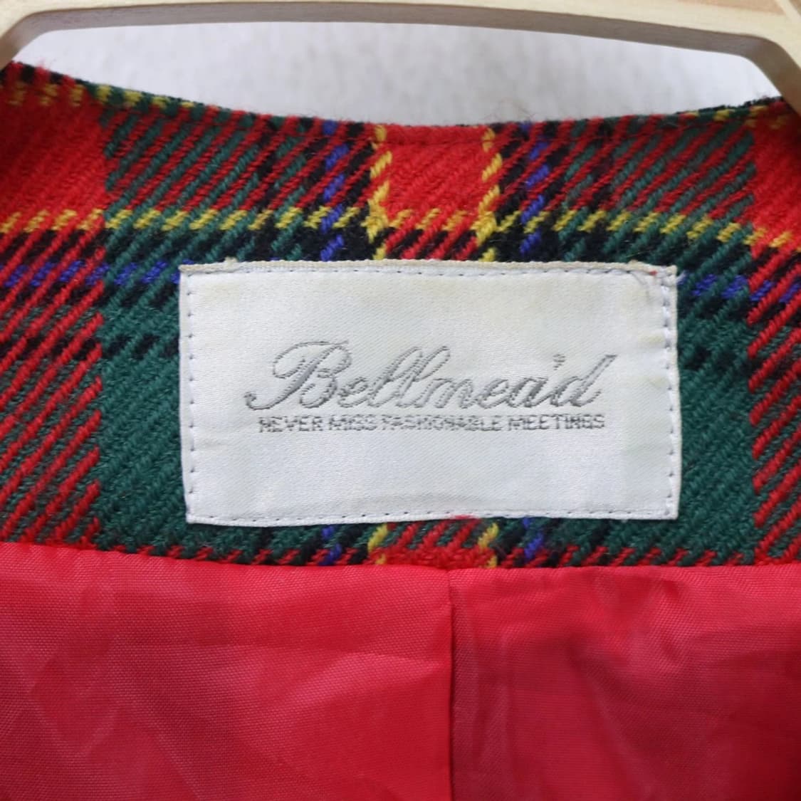 BELLMEA'D 레드 체크 울 크롭 자켓 60405 상품이미지9