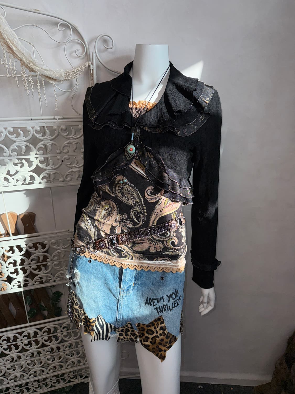 Black gold crop ruffle bolero cardigan  상품이미지1
