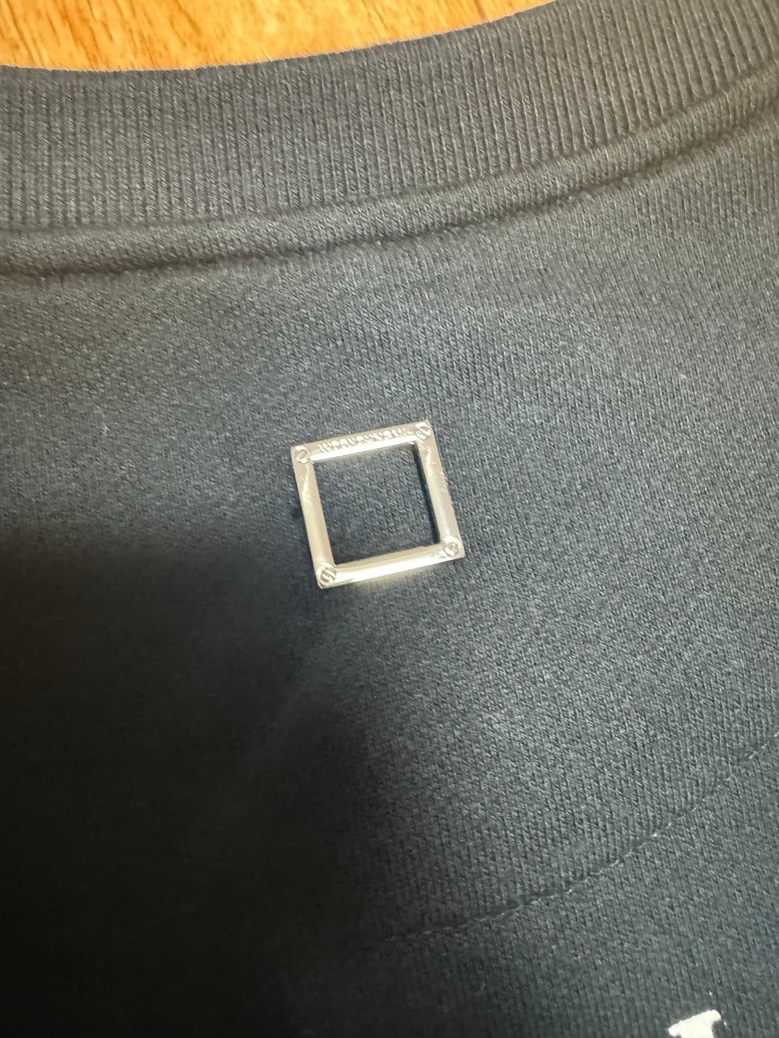 우영미 나비 백로고 스웨트셔츠 블랙 - 23SS  상품이미지5