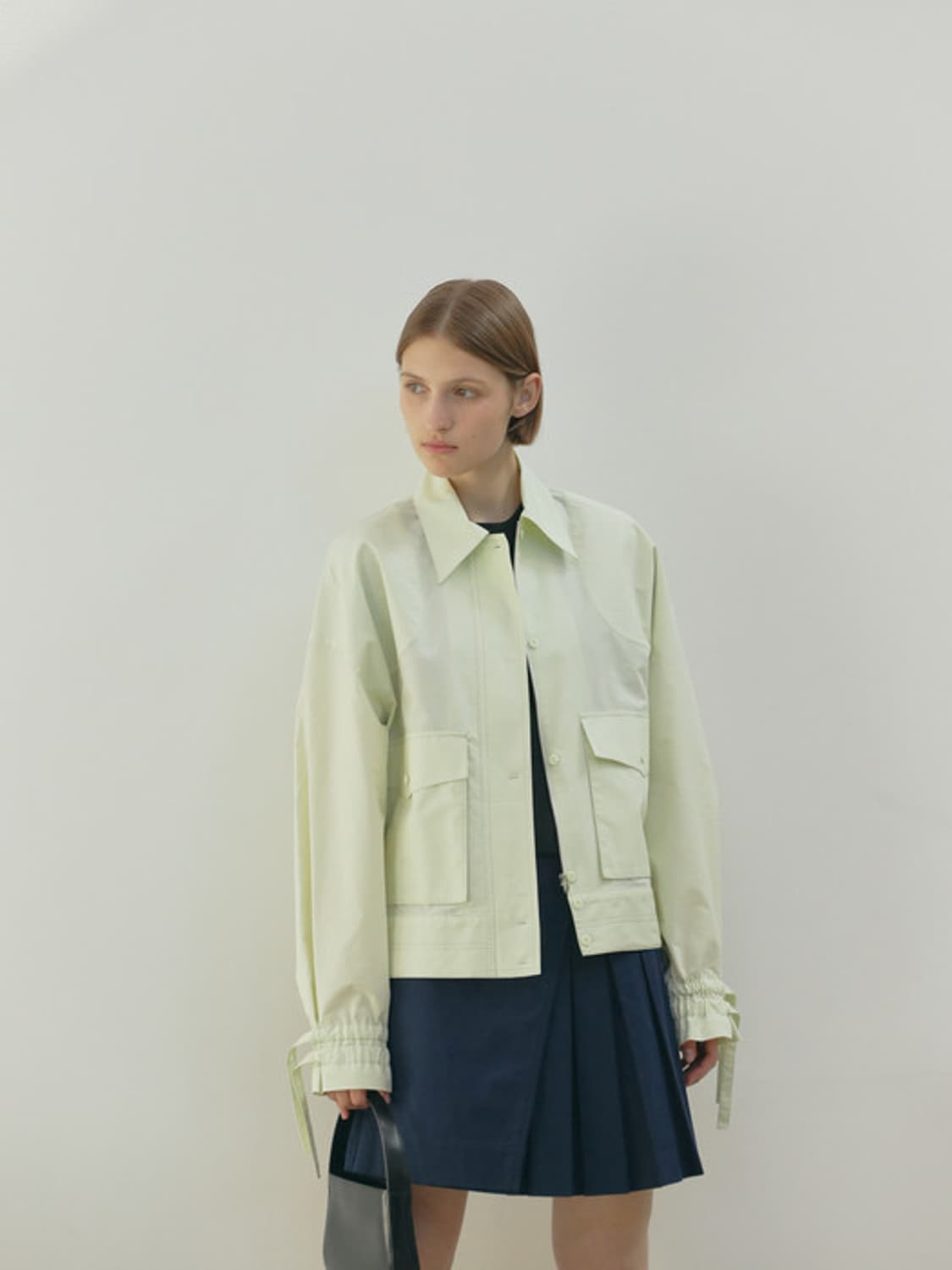 에토스 하프 플리츠 미디스커트 네이비 상품이미지1