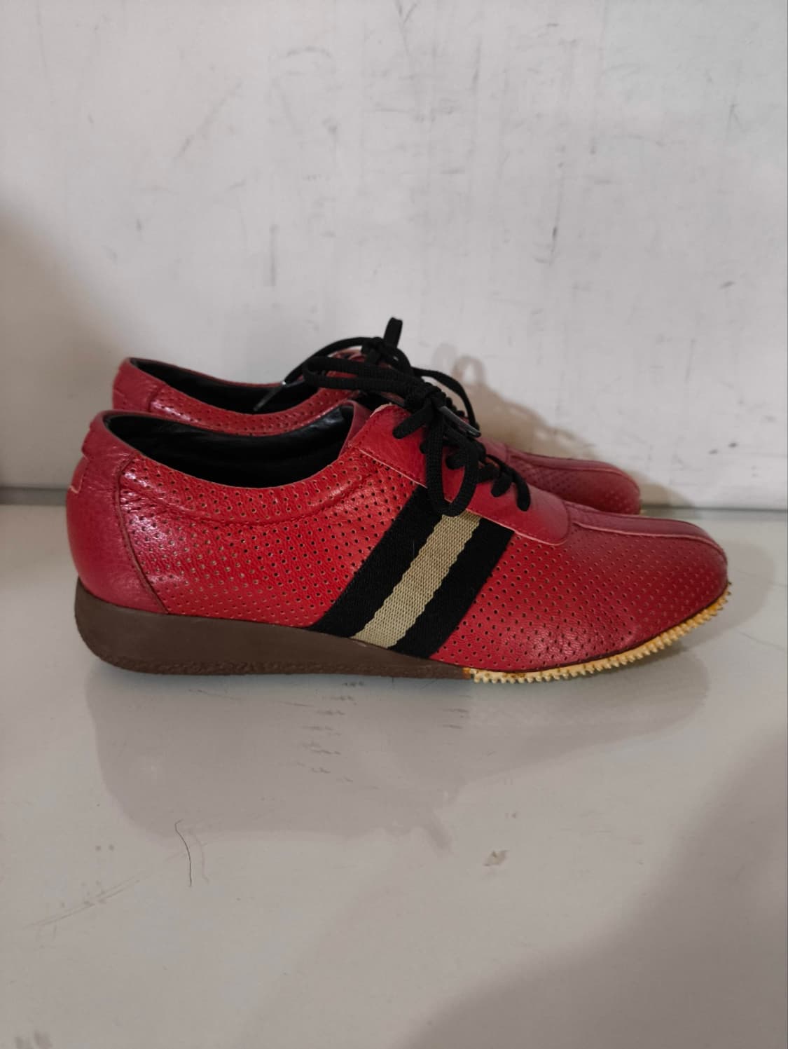 235mm 발리 핀도트 레드 스니커즈 레트로  상품이미지2