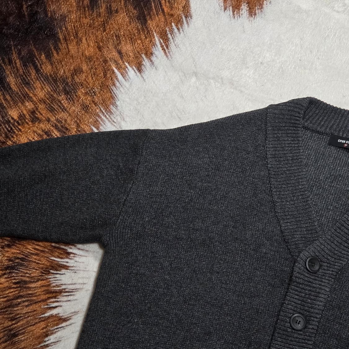 꼼파뇨 챠콜 오버핏 가디건 상품이미지2