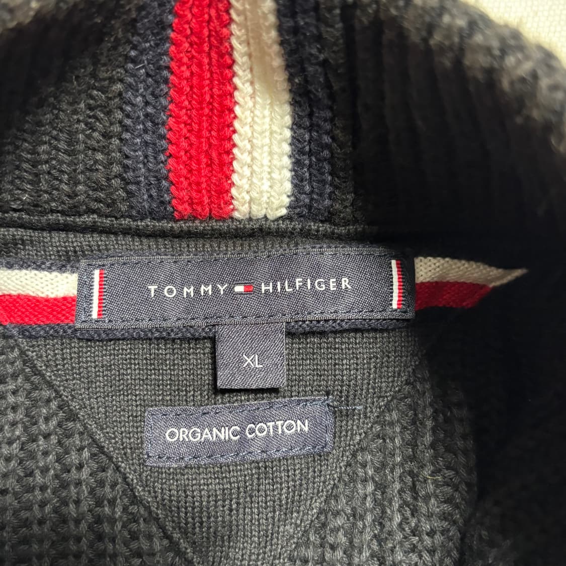 XL 타미힐피거 미니 플래그 블랙 니트 집업 상품이미지4
