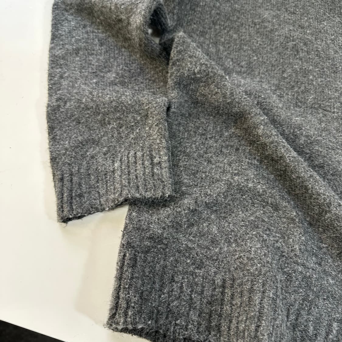 XL 100-105 라코스테 챠콜 울 라운드니트 상품이미지3