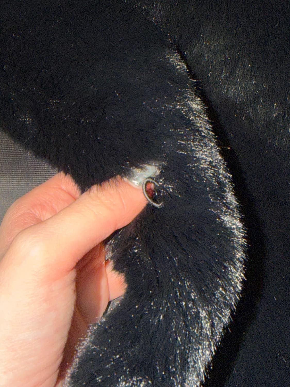 VOV 블랙 후드 에코퍼 롱 코트 상품이미지6