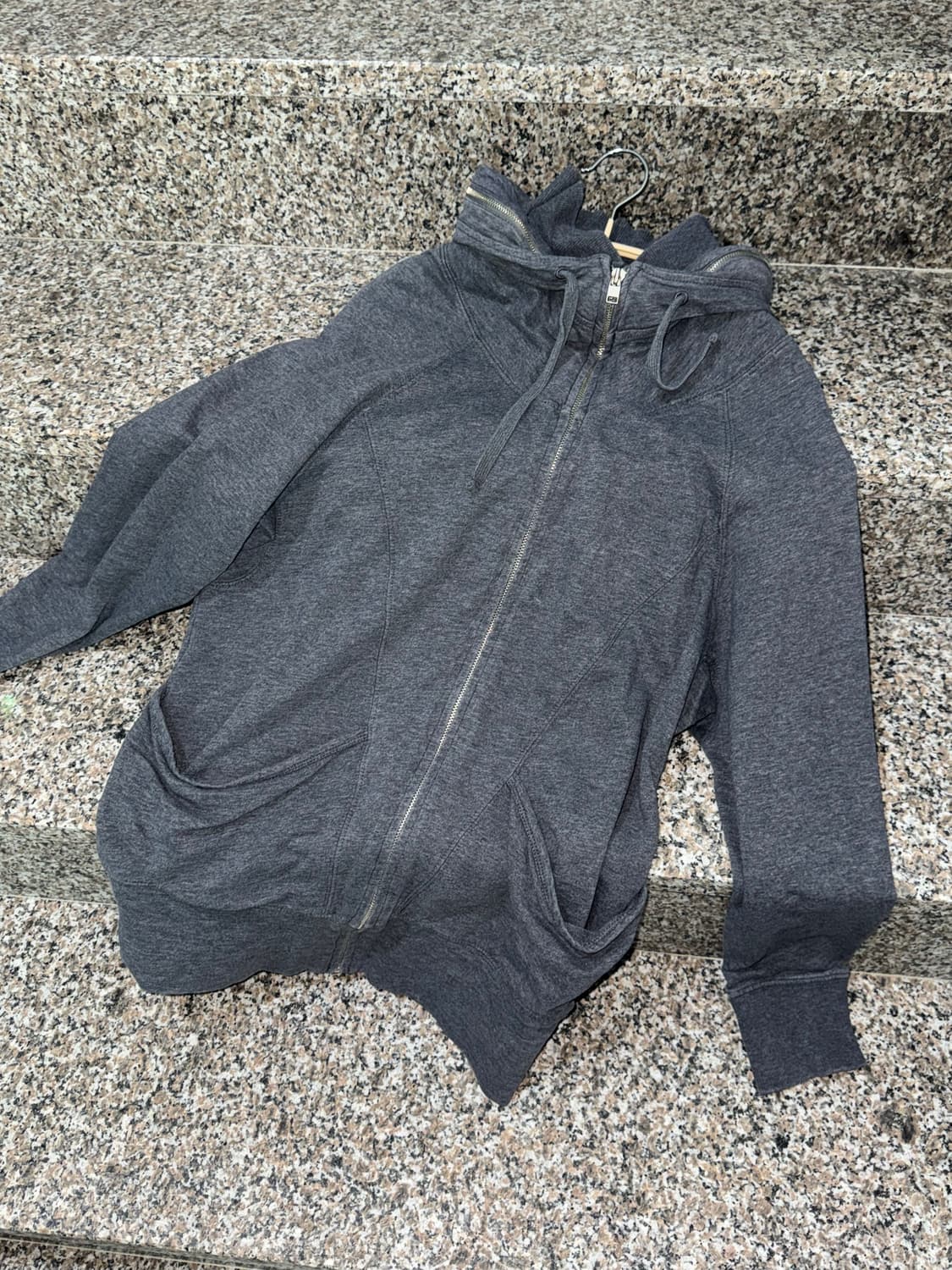 Codes combineq cut-out hooded zip-up 상품이미지2