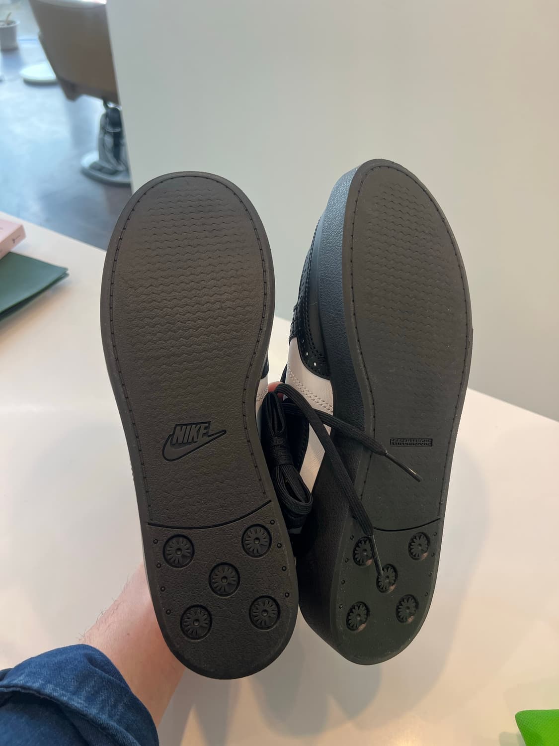 (새제품)나이키 피스마이너스원 권도 블랙 화이트 상품이미지3