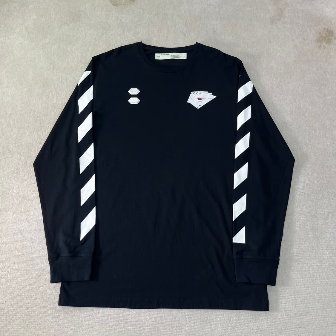 105 오프화이트 랜드카드 롱슬리브 맨투맨 상품이미지1