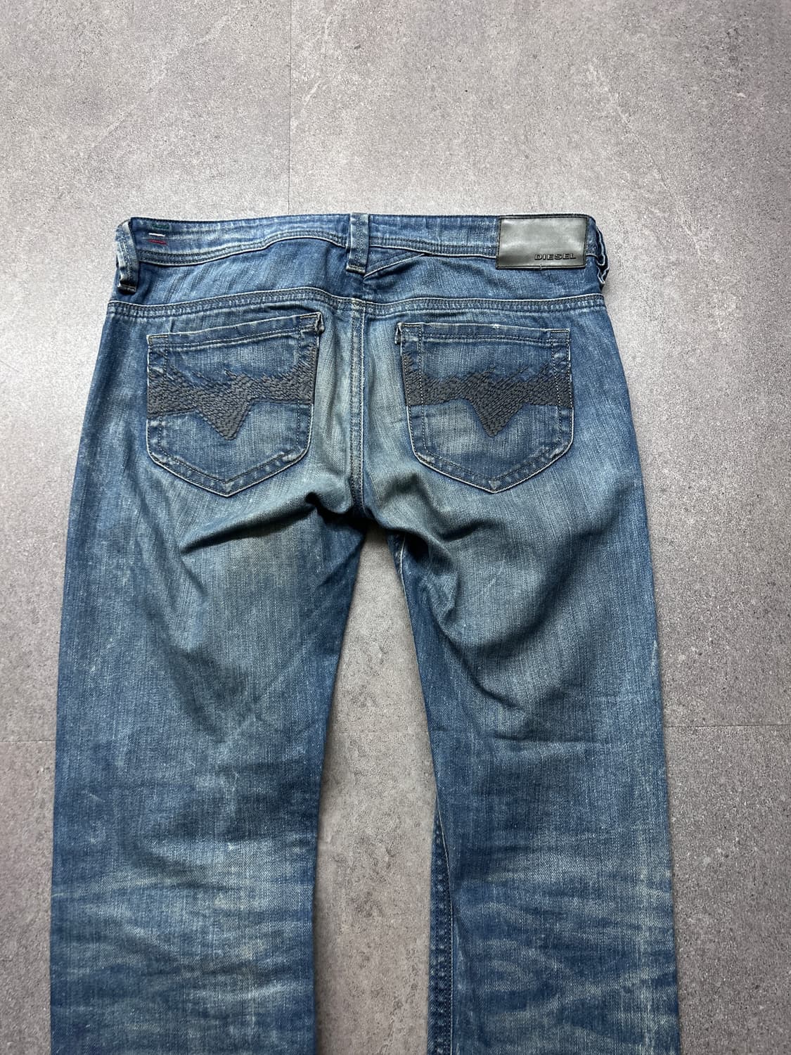 디젤 Thanaz 디스트레스드 워싱 데님 상품이미지7