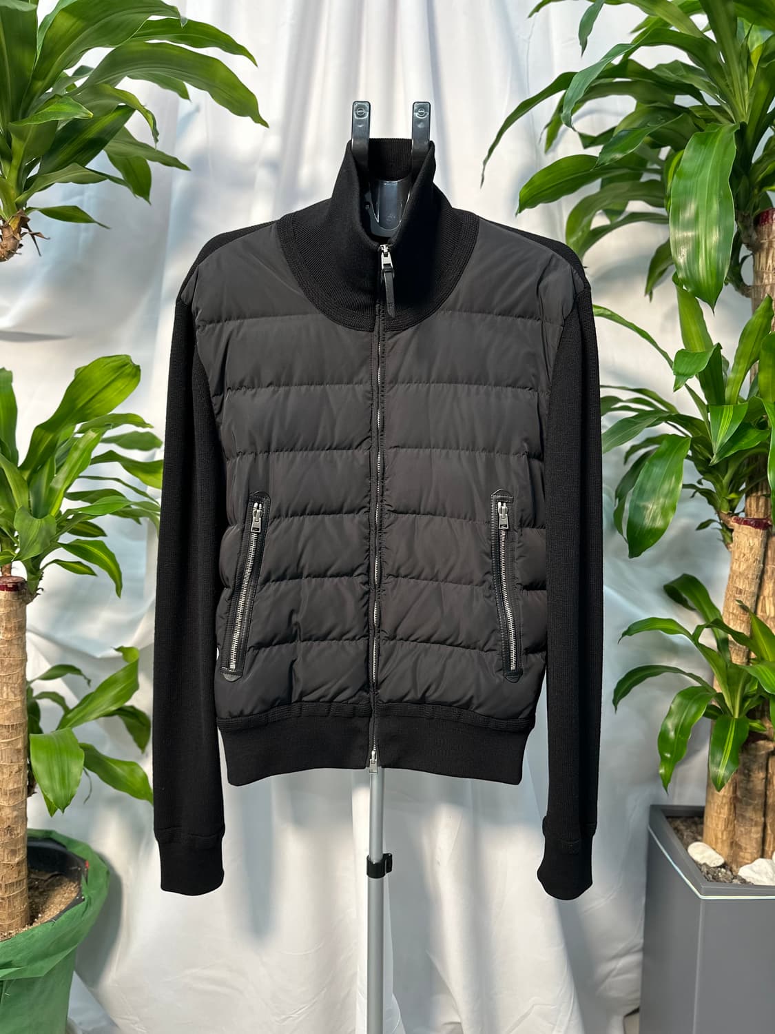 [정품] 톰포드 울 블렌드 니트패딩 블랙 52사이즈 상품이미지1