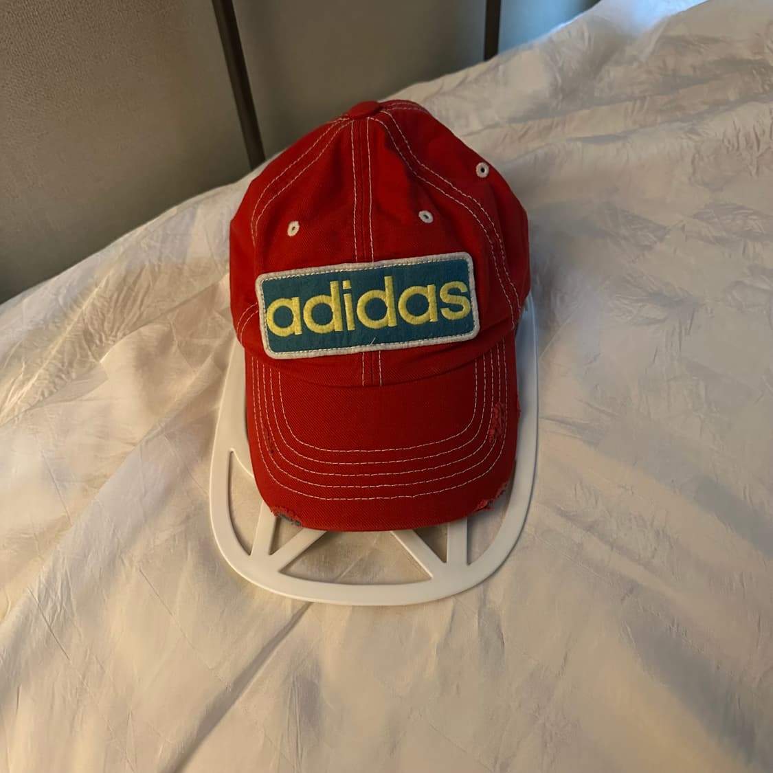 Adidas 아디다스 스티치 데미지 레드 볼캡 상품이미지2