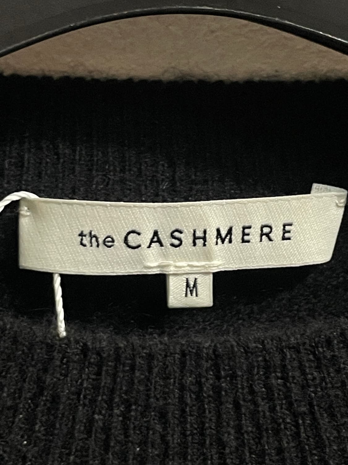 더 캐시미어 라운드 니트 상품이미지2