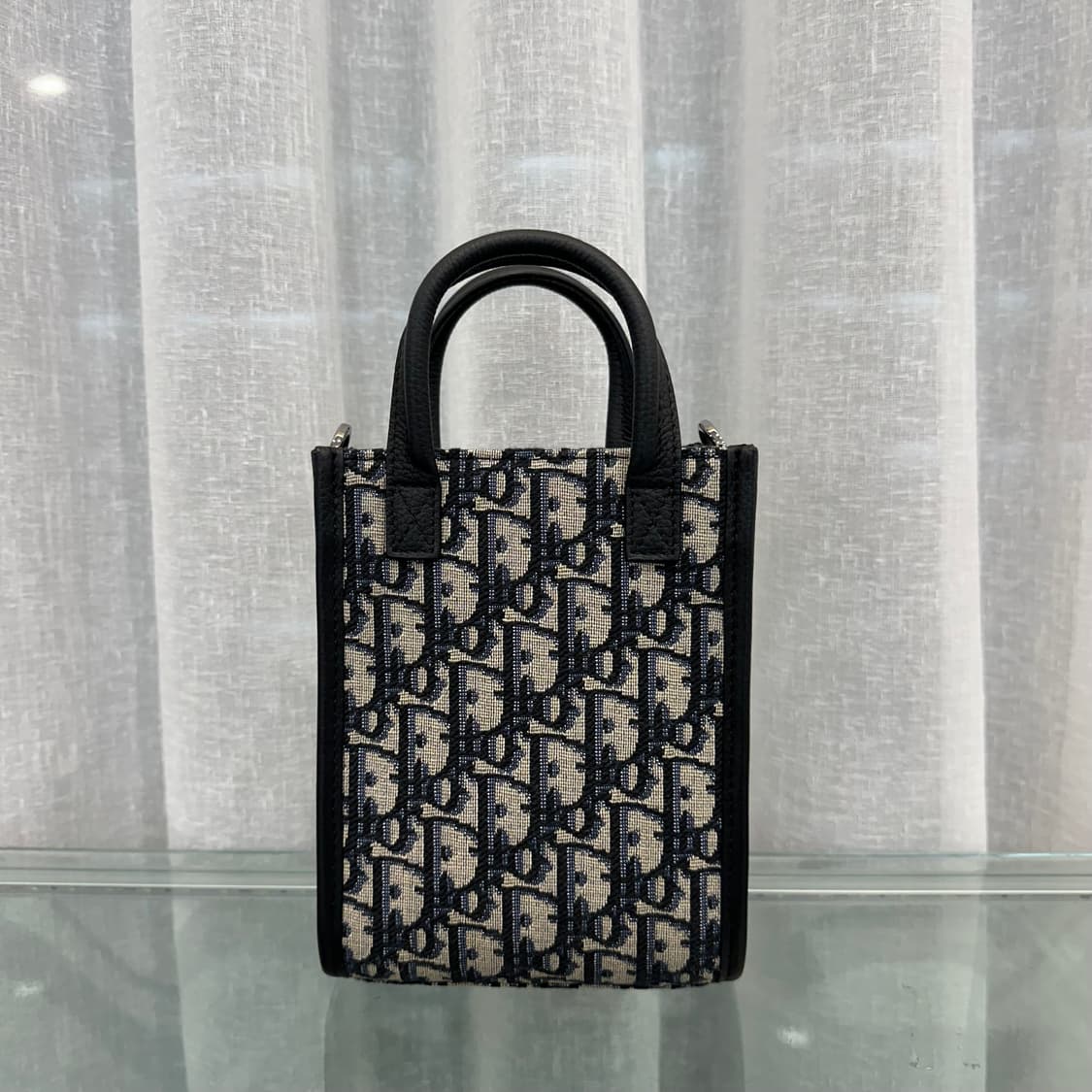 디올 사파리 노스 사우스 토트 크로스백 상품이미지2