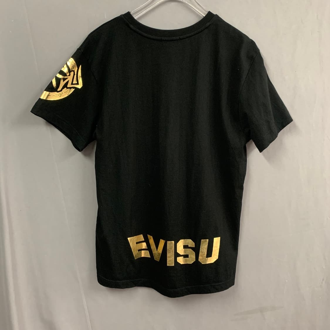 L EVISU 에비수 골드 프린팅 스트릿 반팔티 상품이미지2