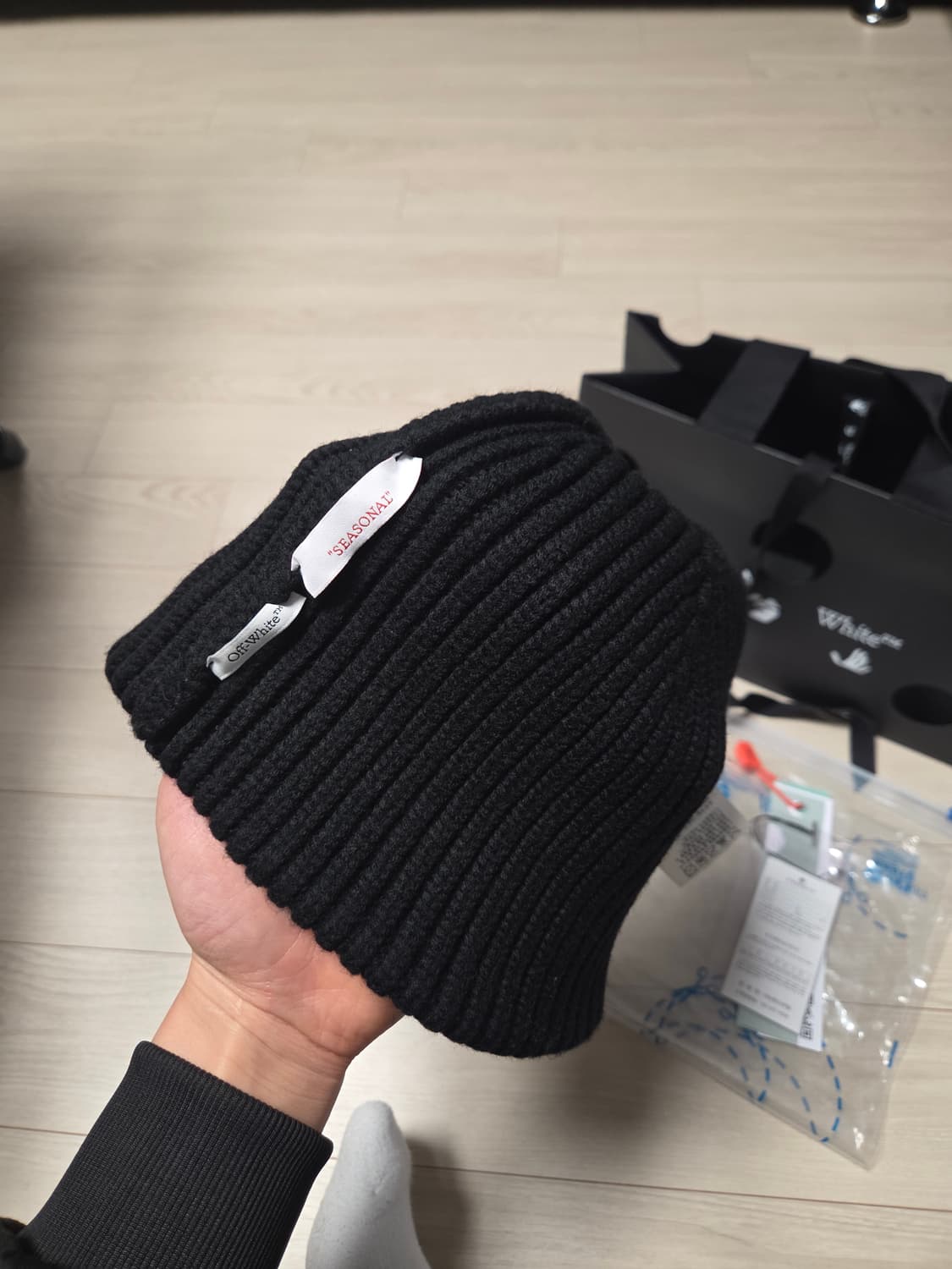 [정품] 오프화이트 애로우 비니 A급 상품이미지6