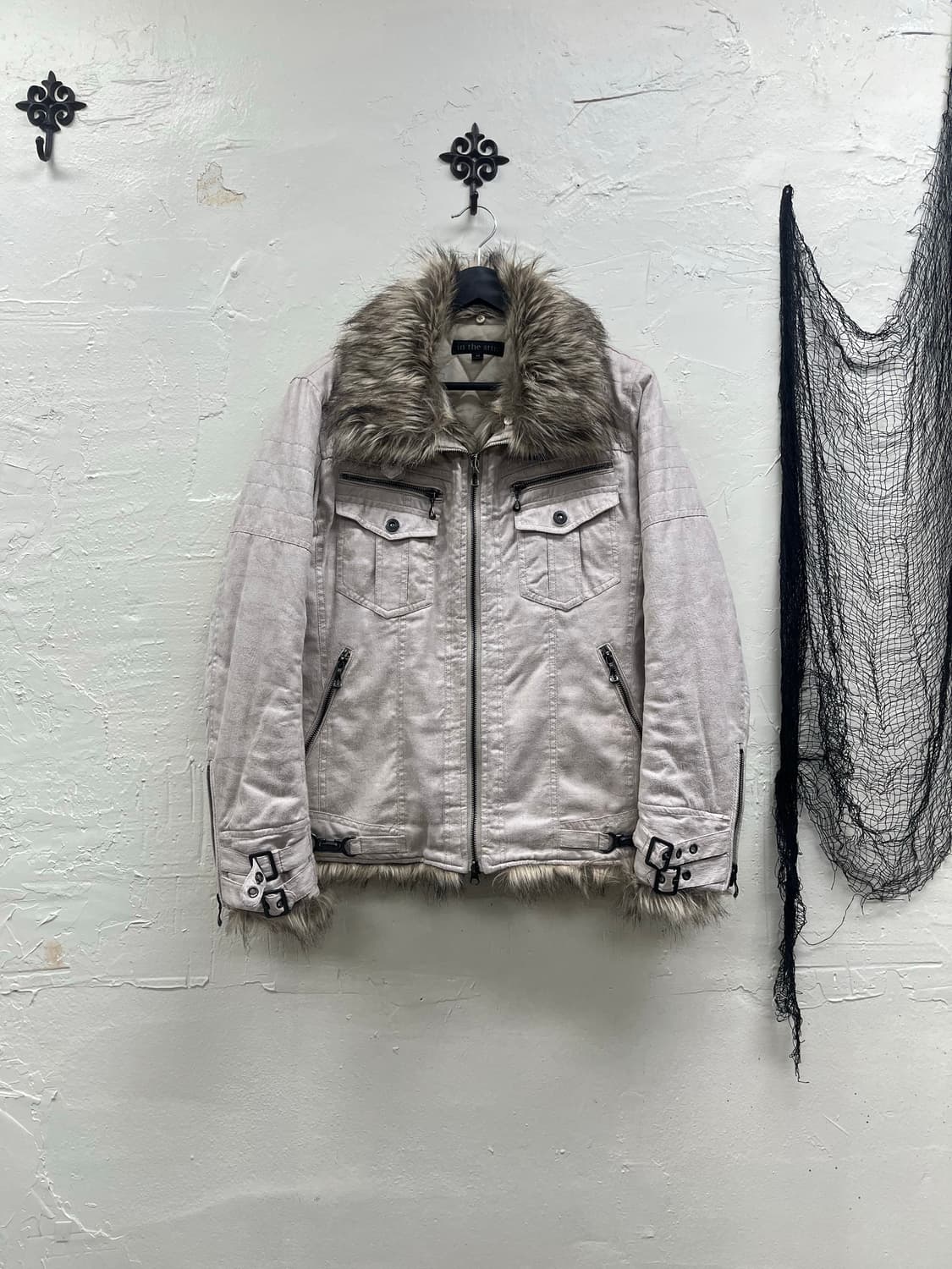 In the attic 00s ivory trimming fur jack 상품이미지2