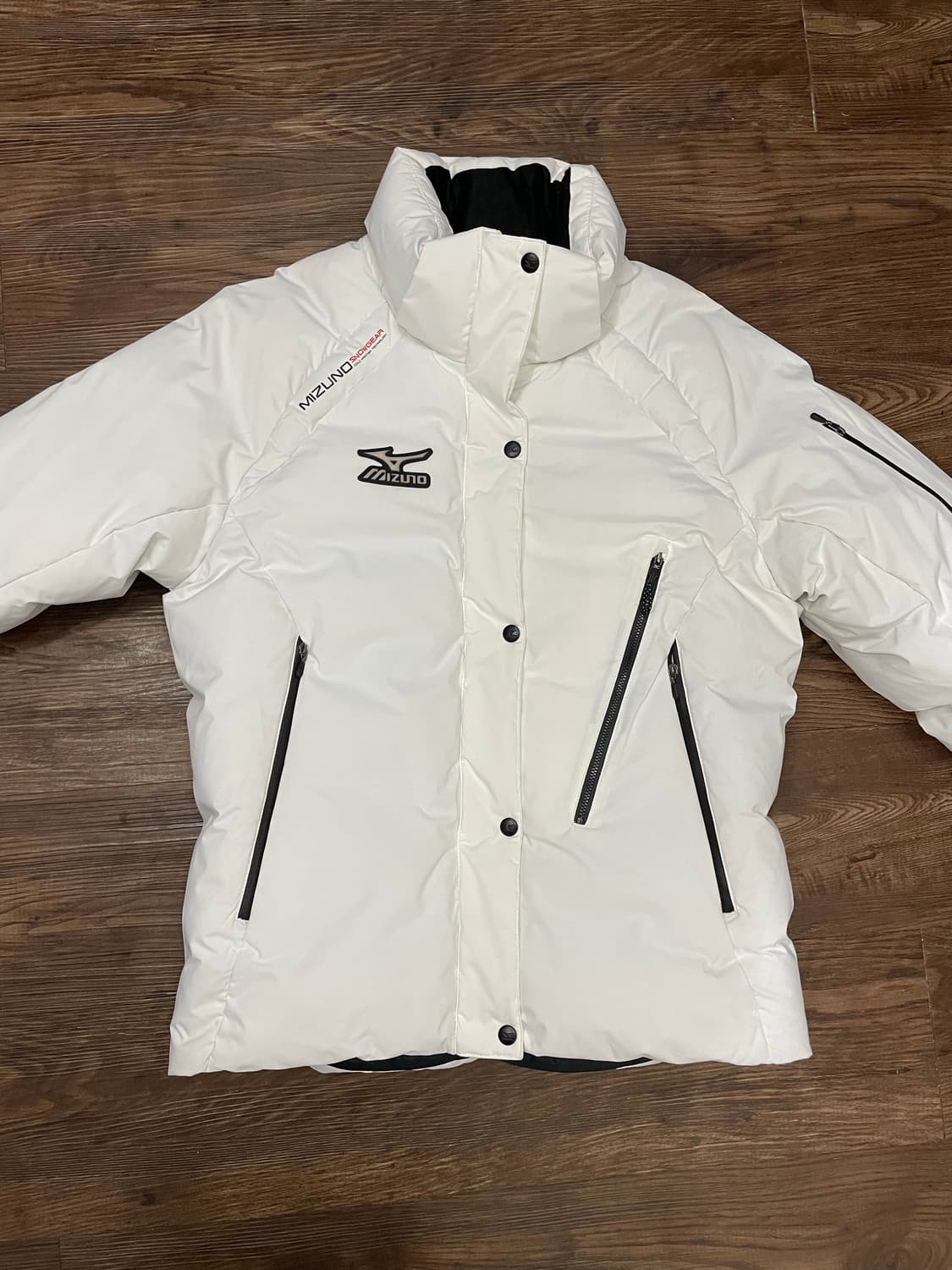 미즈노 MIZUNO 스노우기어 다운 패딩 자켓 화이트 상품이미지3