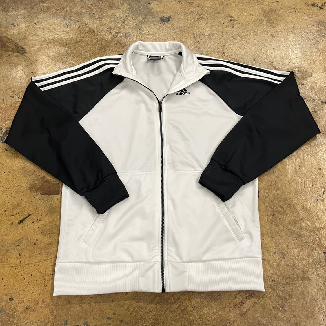 아디다스 흰검 화이트 블랙 져지 트랙탑  상품이미지2