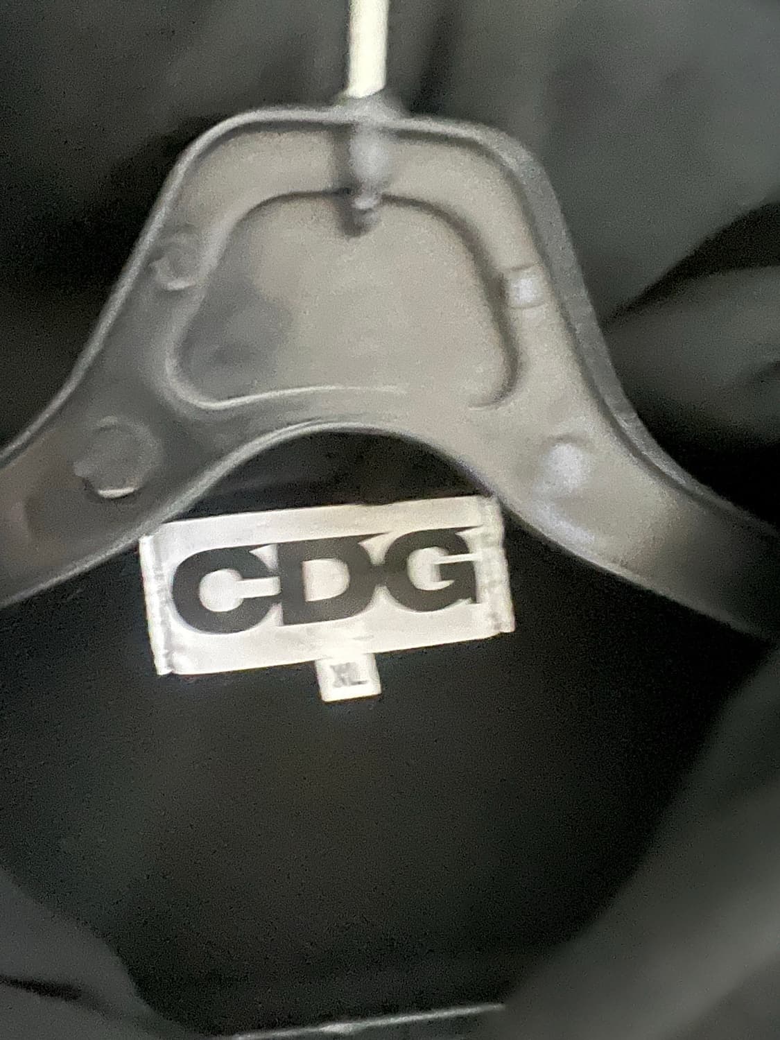 꼼데가르송 CDG 올블랙 후드티 상품이미지3