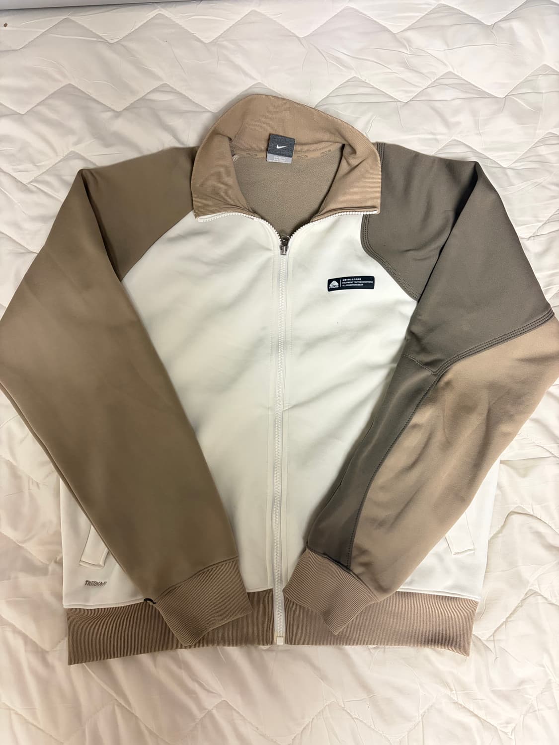 Nike acg 트랙자켓 집업 상품이미지1