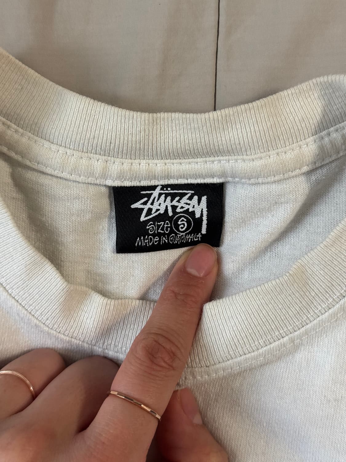 (s) 스투시 스트로베리 티셔츠 화이트 상품이미지4