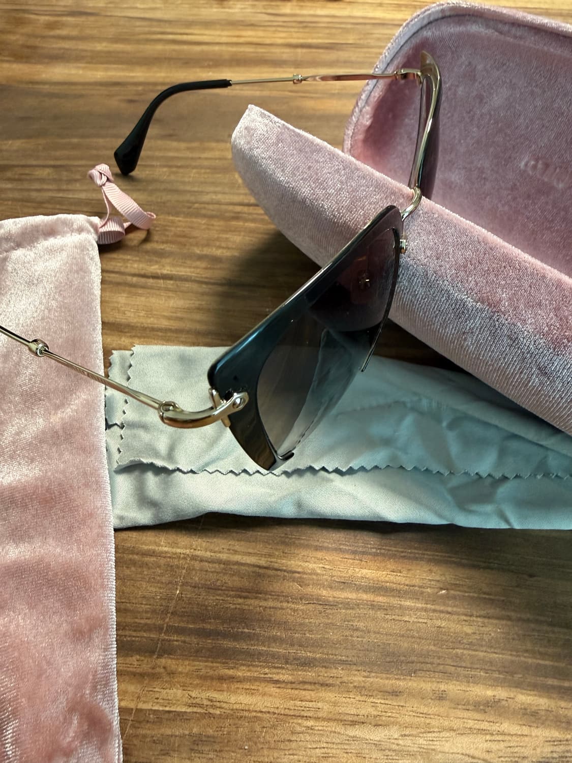 미우미우 선글라스 SMU52R(남녀공용) 상품이미지5