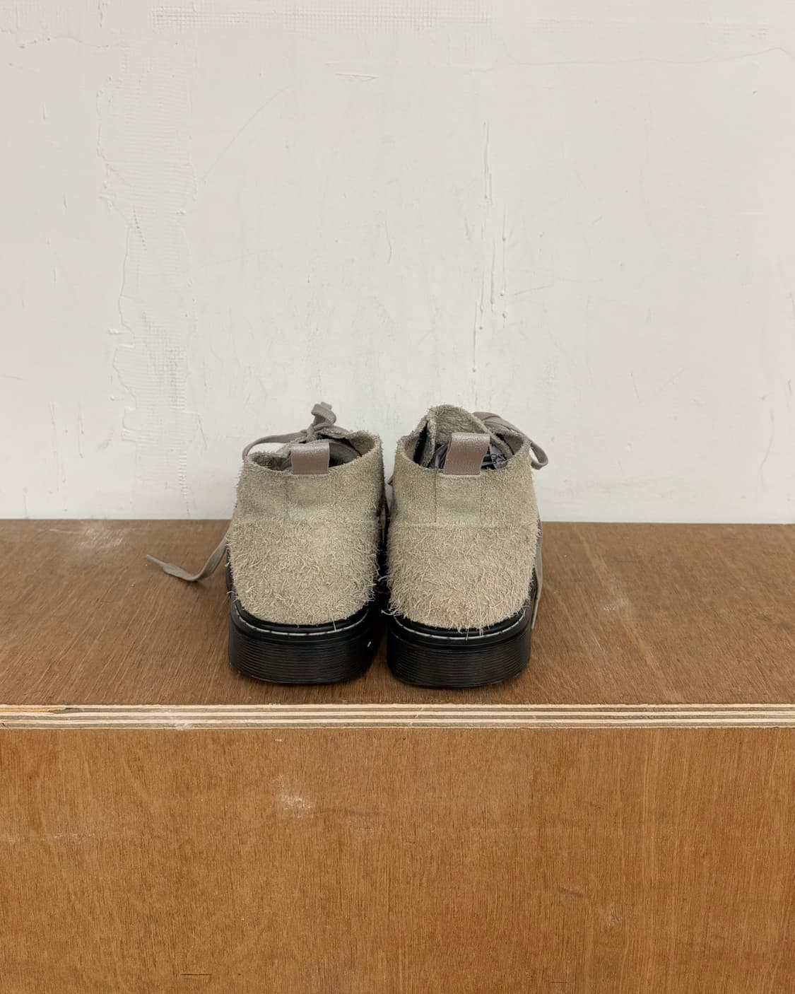 닥터마틴 스웨이드 베인즈 처카 스니커즈 상품이미지4