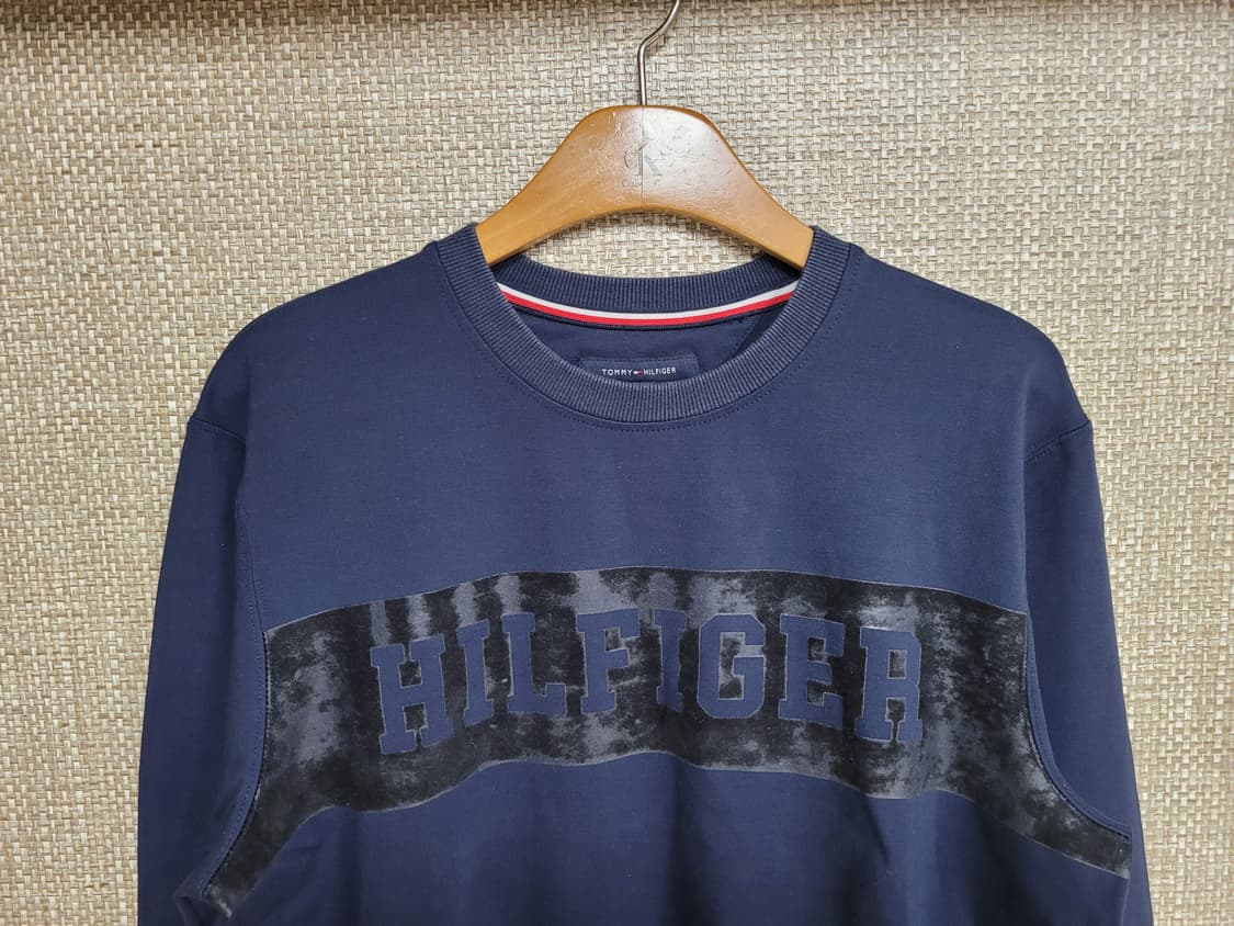 M사이즈 타미힐피거 맨투맨  상품이미지2