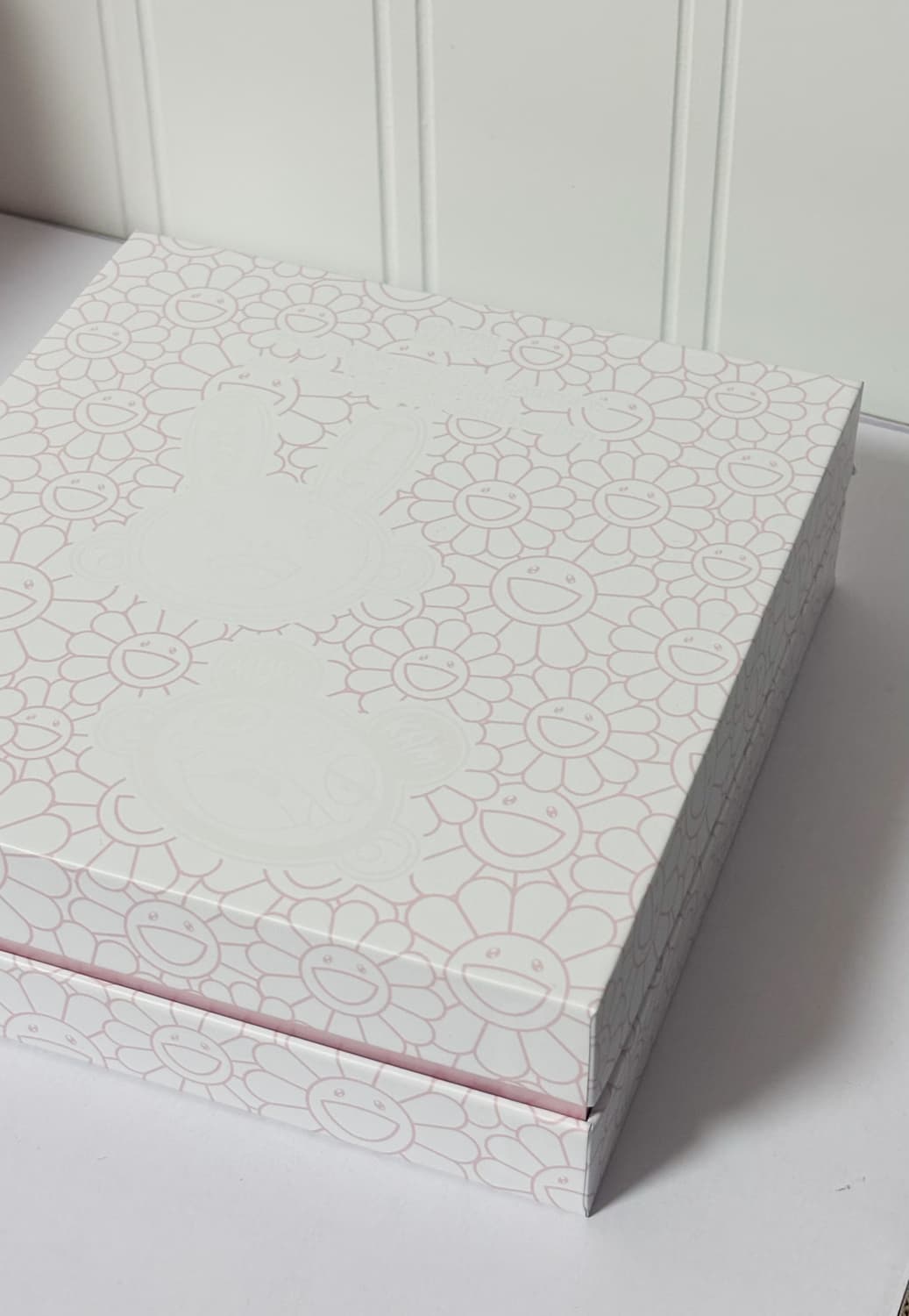 (새상품) 케이스티파이 무라카미 다카시 한정판 카드홀더 핑크 판매 상품이미지5