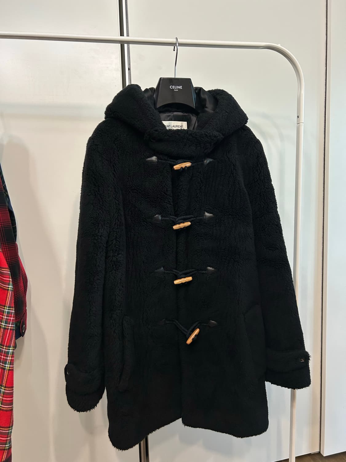 생로랑 21FW 퍼 더플코트 상품이미지1