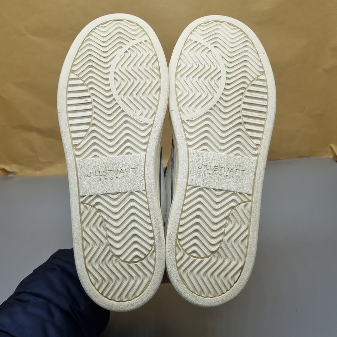 질스튜어트 여성가죽스니커즈240 상품이미지3