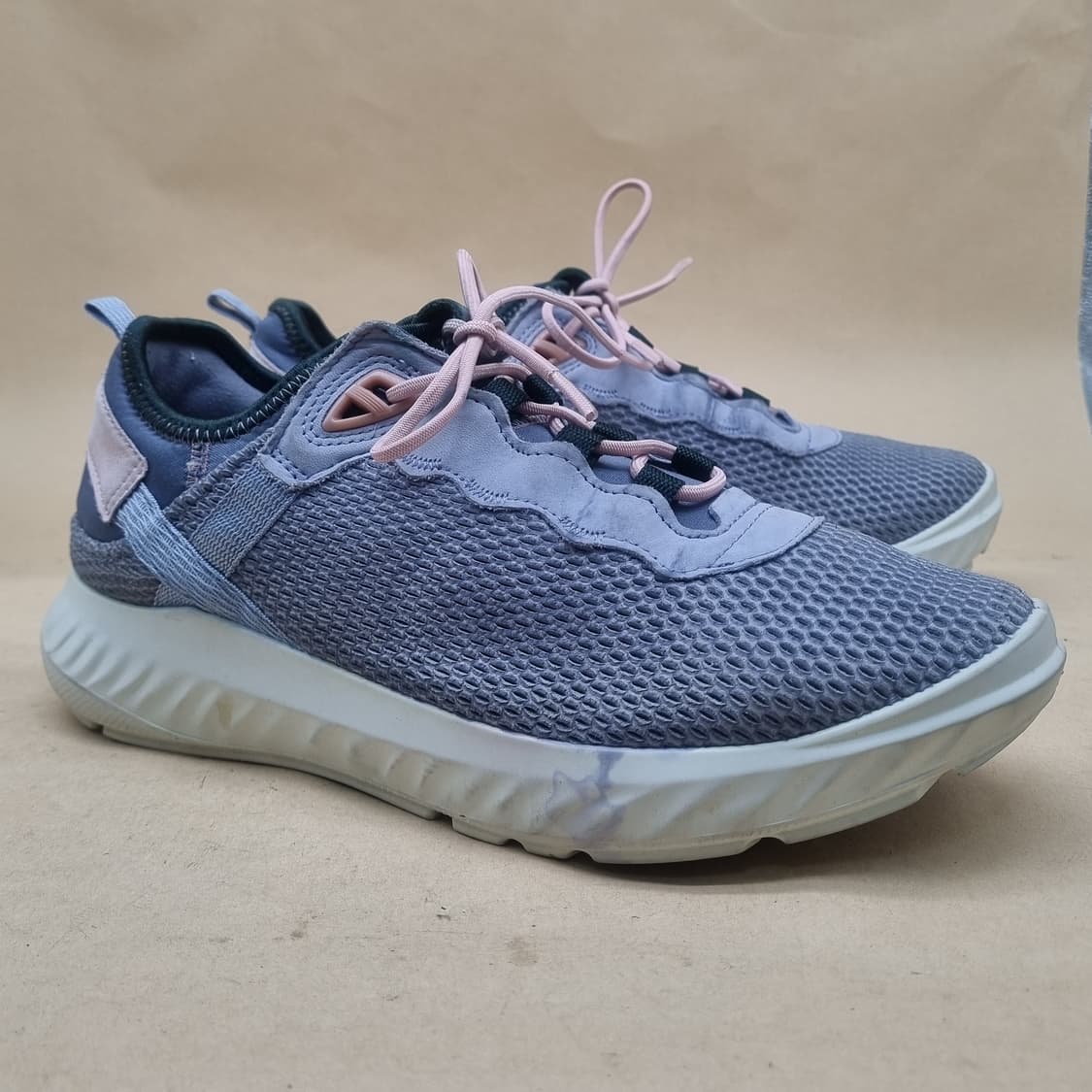 에코 풀 그레인 레더 메쉬 스니커즈 255 상품이미지1