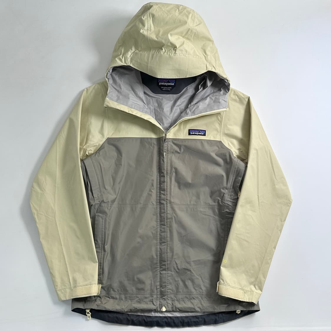 파타고니아 토렌쉘 후드 자켓 상품이미지1
