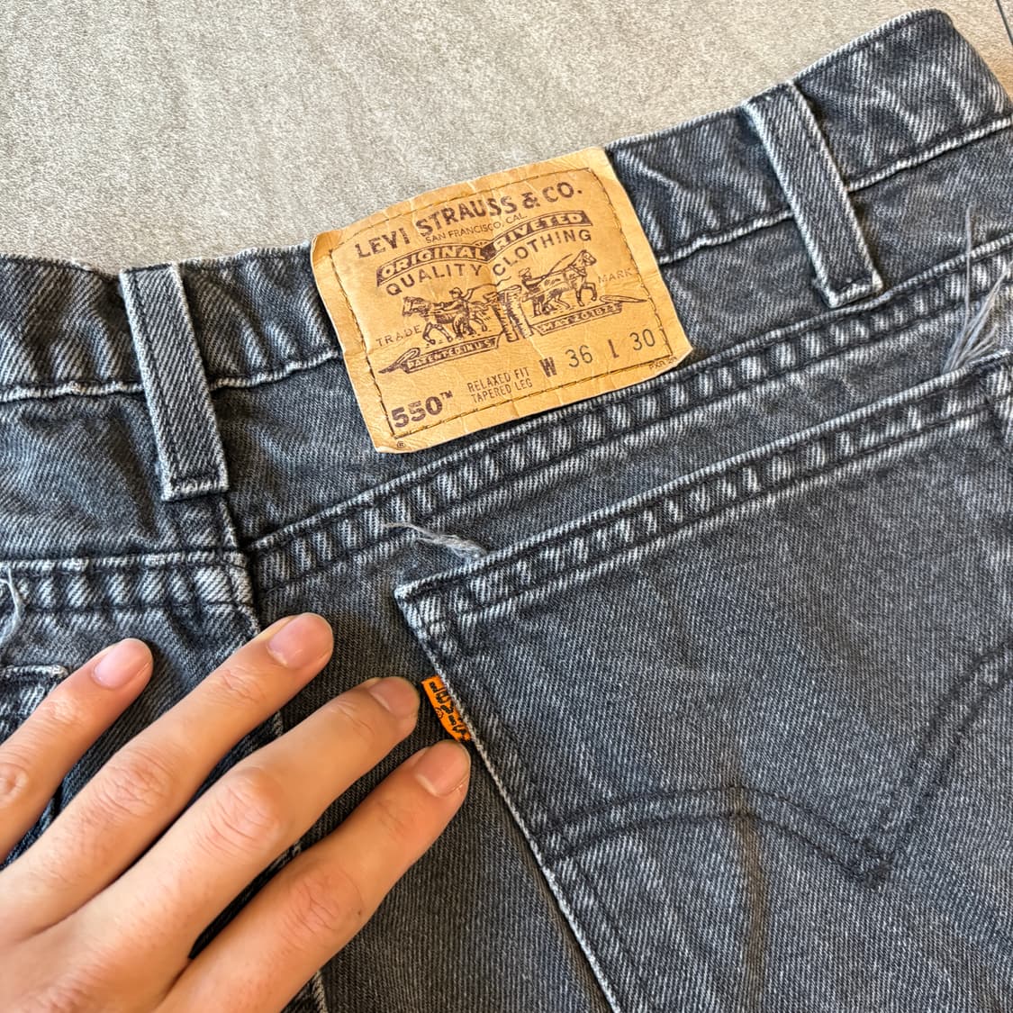 90s Levis 90년대 생산 리바이스 550 데님 오렌지탭 블랙 팬츠 상품이미지4