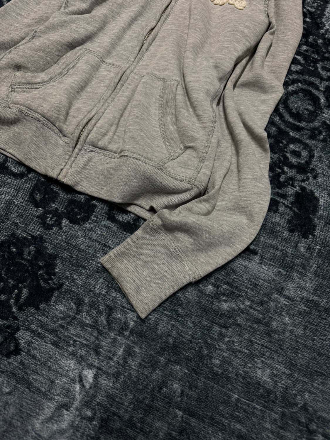 Abercrombie 00s y2k slim fit wolf fur ho 상품이미지5