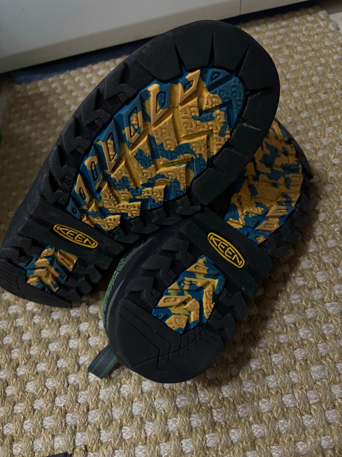 킨&NAC 콜라보 재스퍼 락 다크그레이 280 상품이미지6