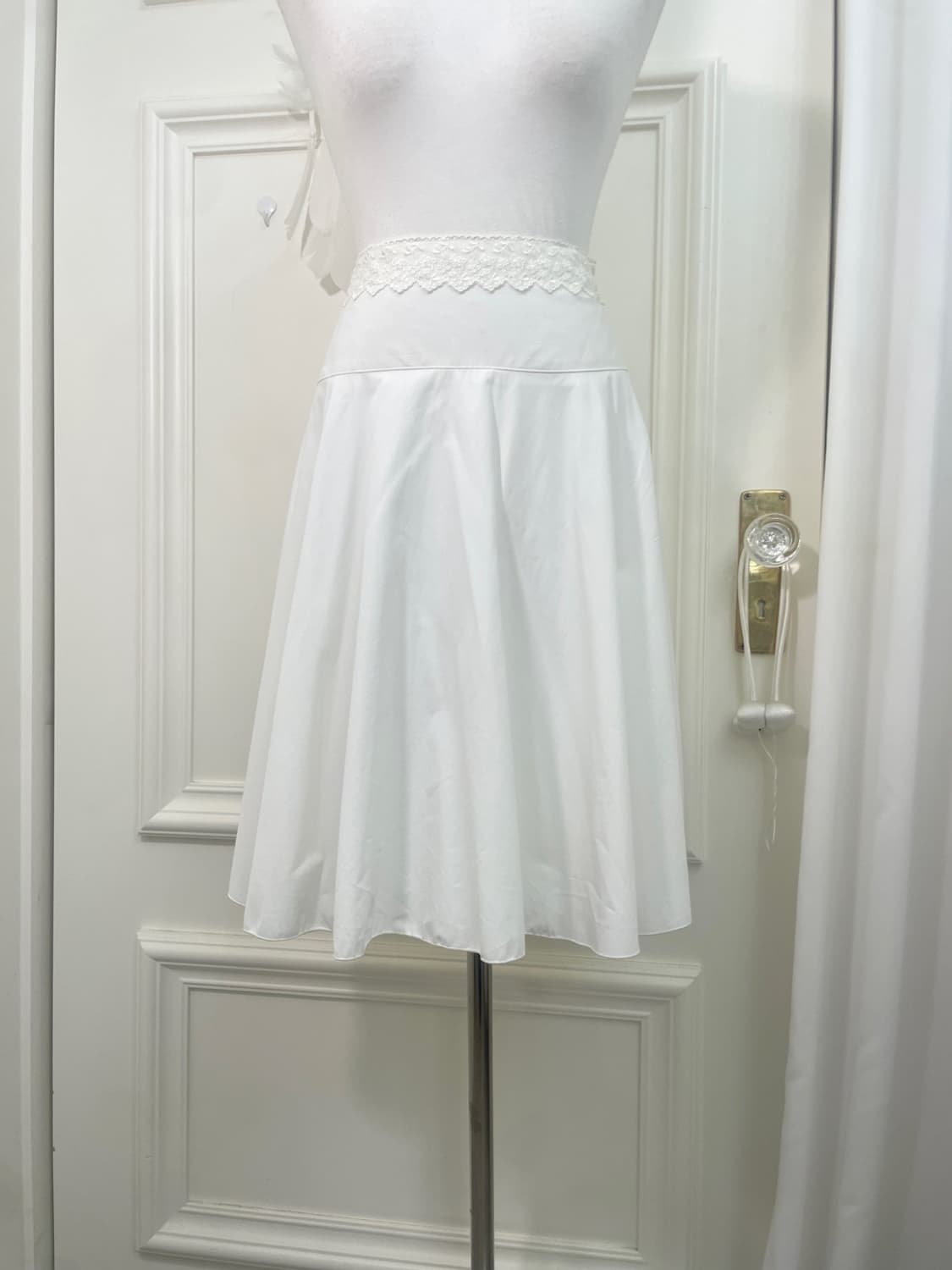 white waist lace point flare midi skirt 상품이미지5
