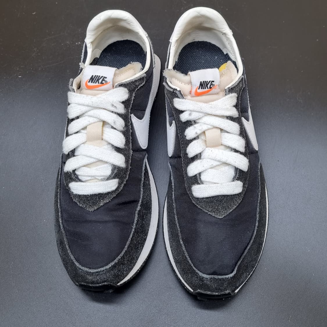 나이키 와플트레이너2 검흰 여성운동화235  상품이미지2