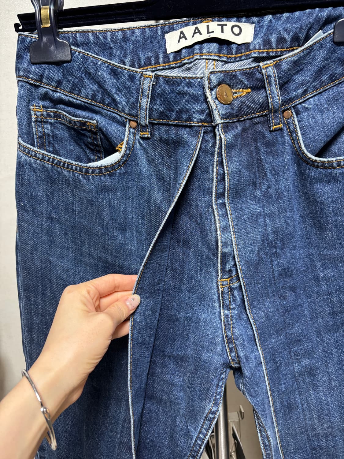 Aalto 데님 슬림팬츠  상품이미지4