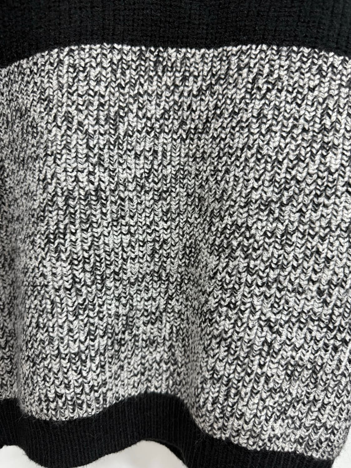 하프집업 니트 블랙/회색 66반까지  상품이미지4