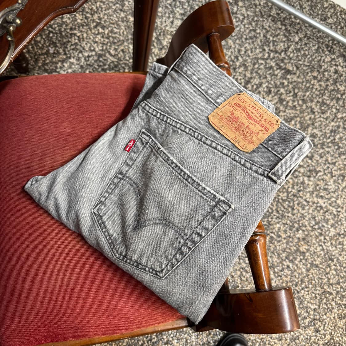 리바이스 501 그레이 스트레이트 진 (34)   상품이미지1