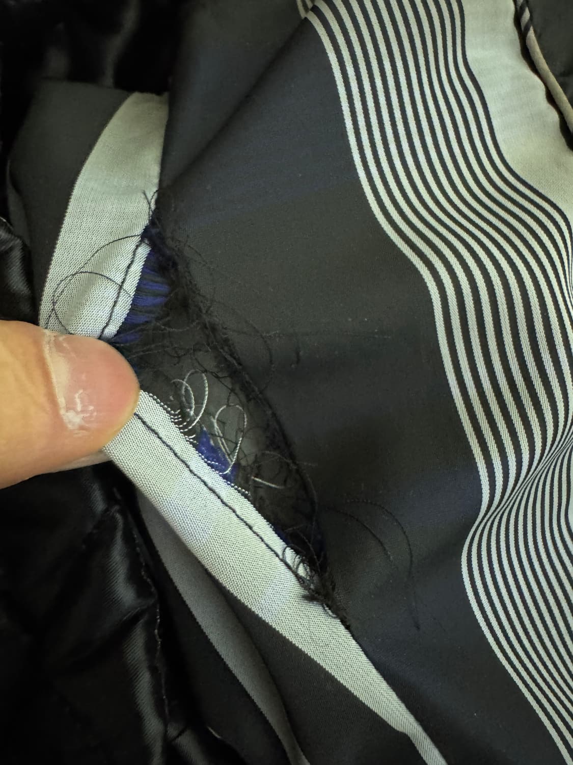 여성 버버리 런던 커스텀 다이아몬드 퀄팅 롱 후드 자켓 S 상품이미지6