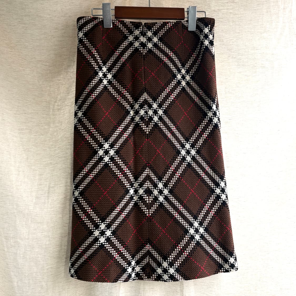 Burberry skirt 버버리 로우웨이스트 미디 스커트 상품이미지2
